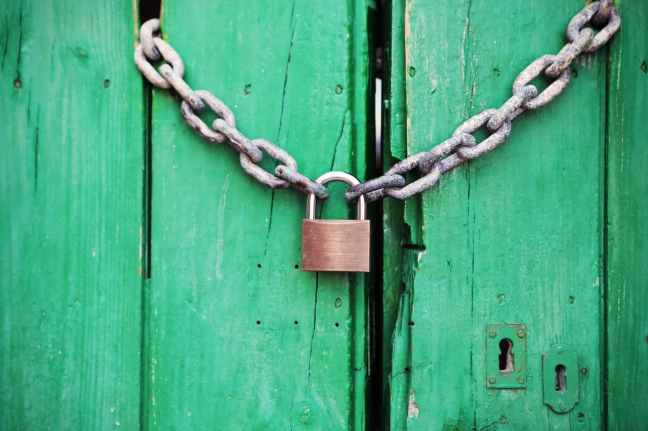 how to add content locking in wordpress
